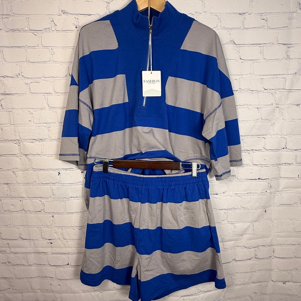 Fashion Clothing Mens Blue Gray Striped 2 Piece Set Quarter Zip Shorts XL NEW